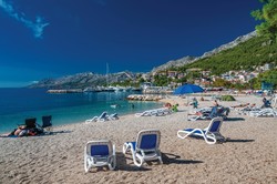 6 km vrhunskih plaž Baške Vode.