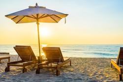 Glavna mestna Vela plaža je peščena, tako kot tista pred kampom Almissa.