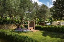 Valamar Camping Lanterna 4* letos ponuja novo raven udobja; parcele z masažno kadjo za hedoniste ...