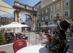 13 - Pula, James Joyce (foto TS Istre)