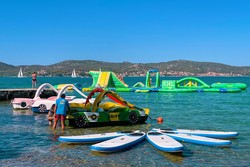 Aerobika, otroška animacija in igrišča ter bogata športna ponudba na kopnem in vodi – v Parku Soline ni izgovora za lenobo.