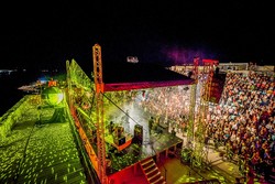 Najlepše odrsko prizorišče je streha trdnjave sv. Mihovil s 1.077 sedeži (foto TSM Šibenik)